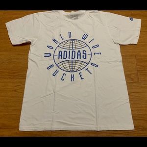 Adidas men’s T-shirt